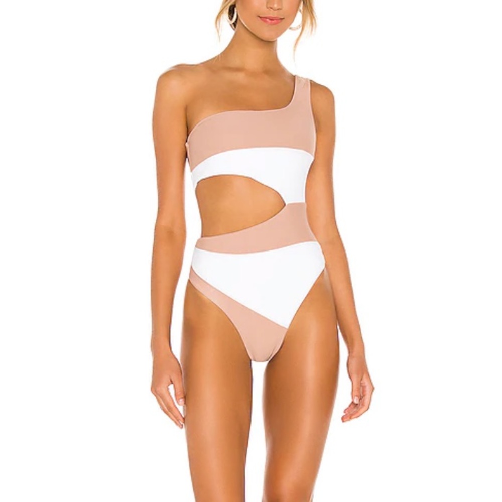 Rumba One Piece